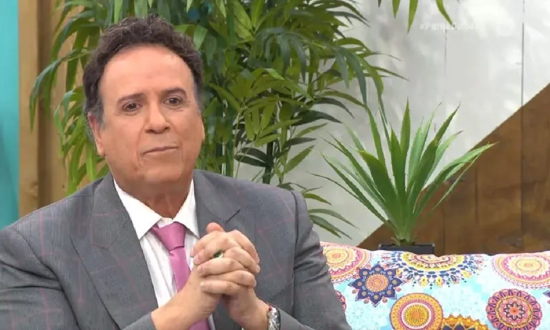 Χάρης Ρώμας: «Δεν μιλούσα στον πατέρα μου, αλλά αποχαιρετιστήκαμε λίγο πριν πεθάνει»
