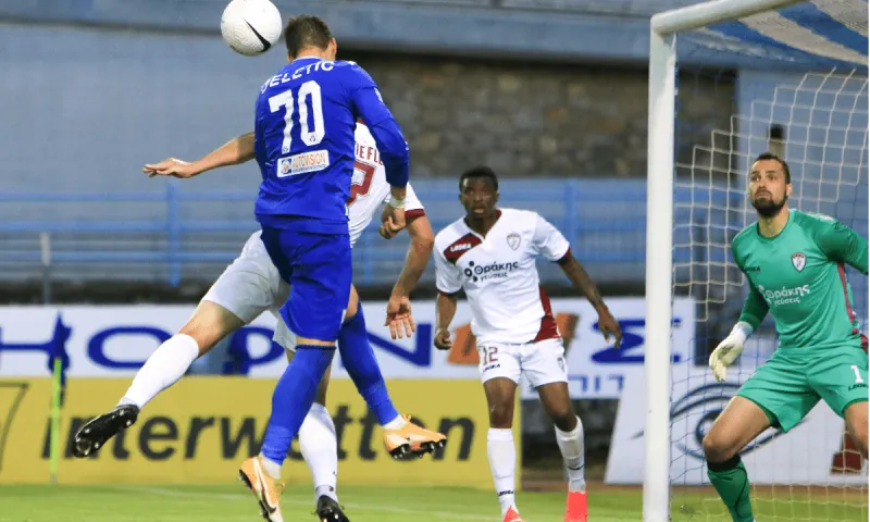 Λαμία - ΑΕΛ 0-0:  O κύκλος των χαμένων... ευκαιριών (vids)