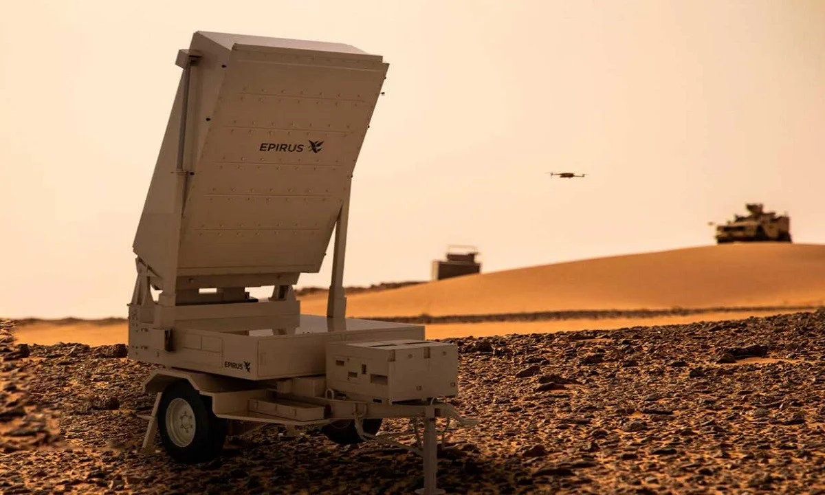 Drone: Η start up ενός ελληνοαμερικάνου έφτιαξε το όπλο Λεωνίδας που ψήνει τα UAV