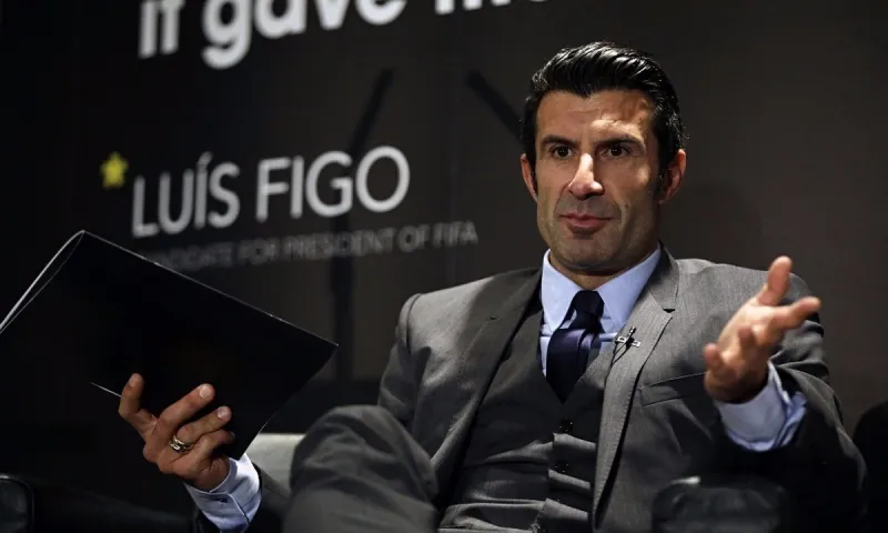 Φίγκο: «Η European Super League, μόνο super δεν είναι - Είστε τραγικοί»
