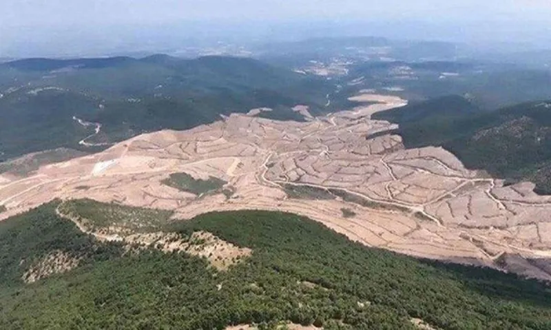 Τουρκία: Νέο ΣΟΚ - Ενα δισ. δολάρια ζητάει ο Καναδάς