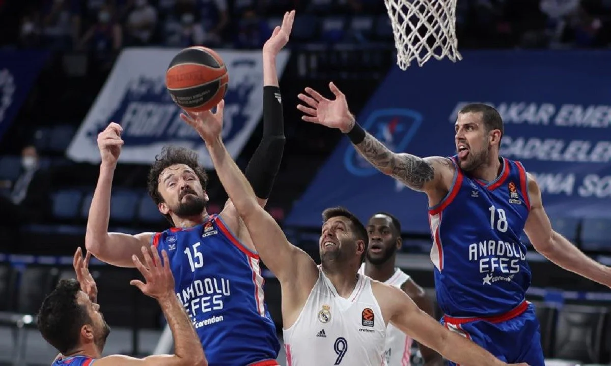 Ρεάλ Μαδρίτης - Αναντολού Εφές 80-76 (TΕΛΙΚΟ)