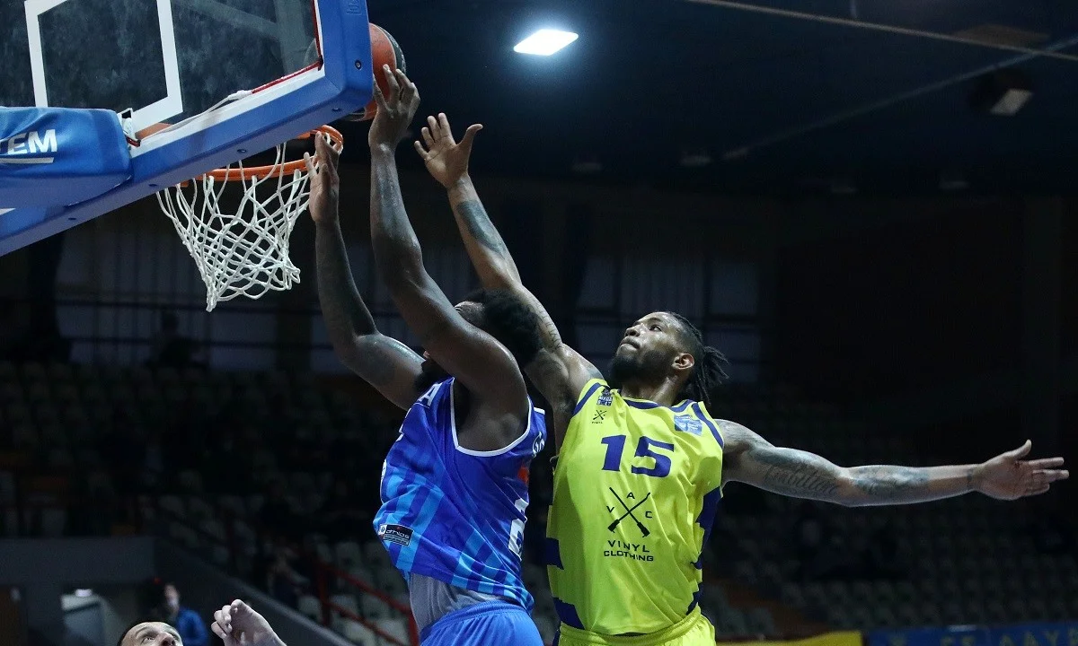 Λαύριο- Λάρισα 81-75: Στα πλέι οφ ως πρωταγωνιστές