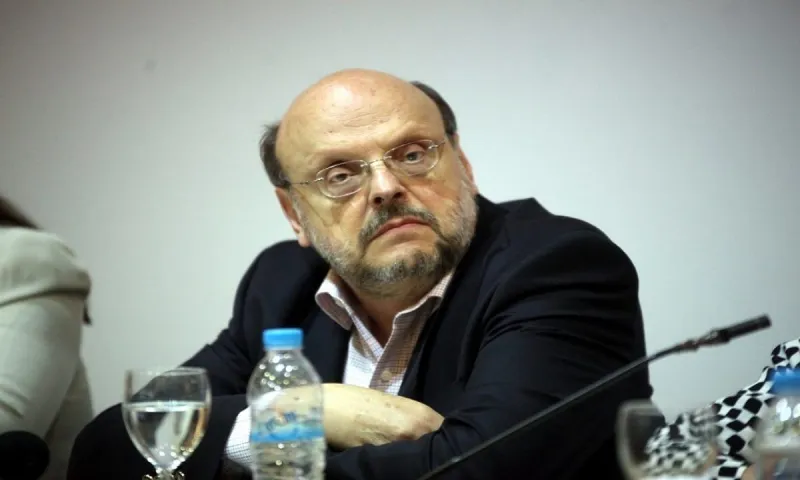 Αντώναρος: Αυτογελοιοποιείται και γελοιοποιεί την κυβέρνηση ο πρόεδρος του ΕΟΔΥ