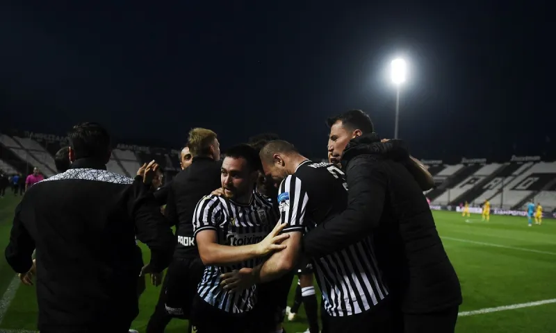 ΠΑΟΚ - ΑΕΚ 2-1: Απίθανο γκολ Ζίβκοβιτς και τελικός!
