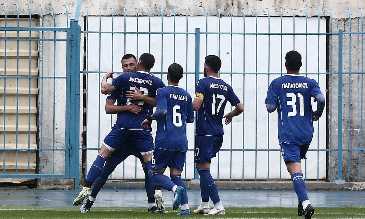 Καλαμάτα: Οδηγεί την κούρσα, αλλά δεν αρέσει...