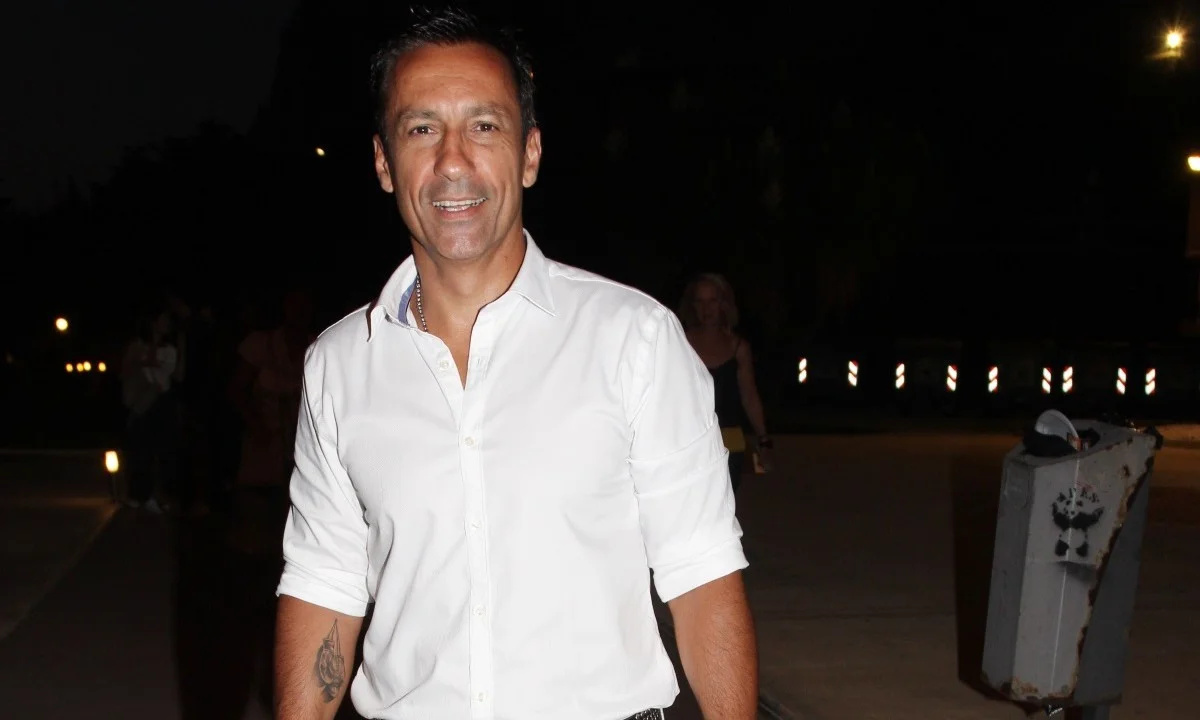 Πέτρος Ίμβριος: «Δούλευα δίπλα σε ναρκωτικά, όπλα και με τραγουδίστριες που έκαναν κονσομασιόν»
