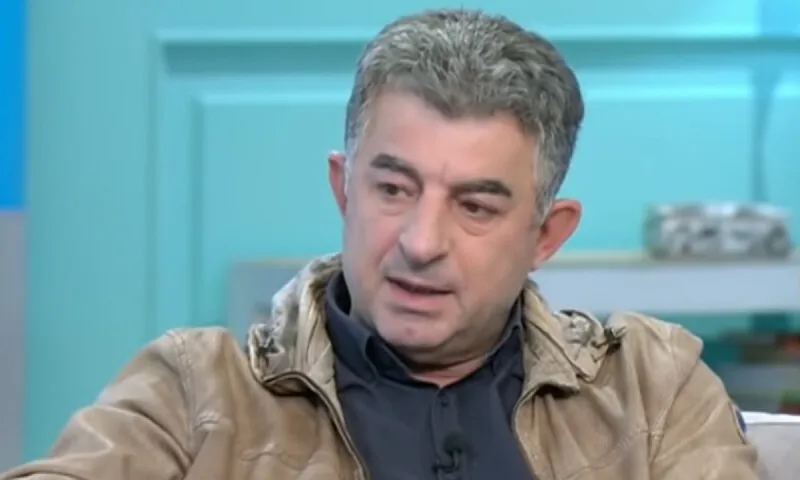 Γιώργος Καραϊβάζ: Εκκλησάκι στη μνήμη του - Το σπαρακτικό μήνυμα της αδελφής του για τη γιορτή του