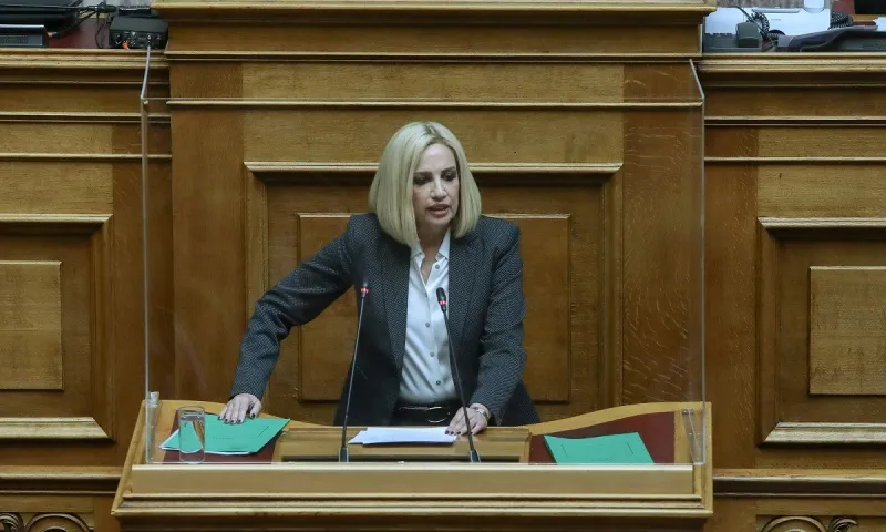 Γεννηματά: «Η εργασία βρίσκεται στο στόχαστρο του Μητσοτάκη»