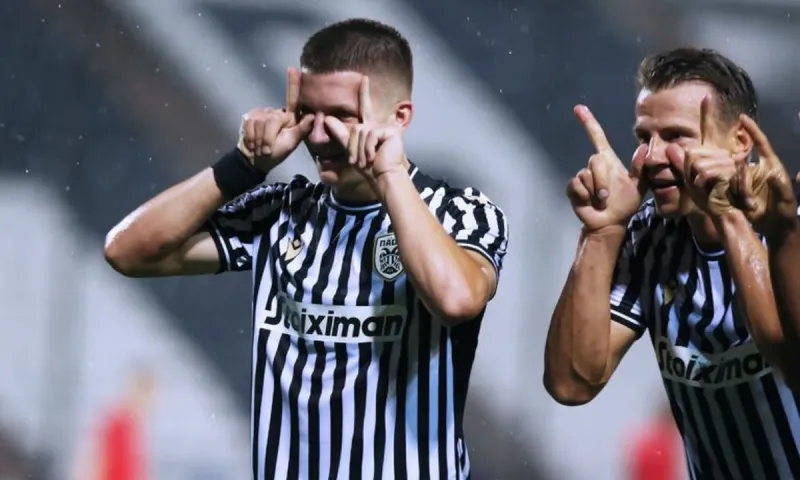 BILD: «Αφήνει τον Τζόλη και πάει για Μαντουέκε η Ντόρτμουντ»