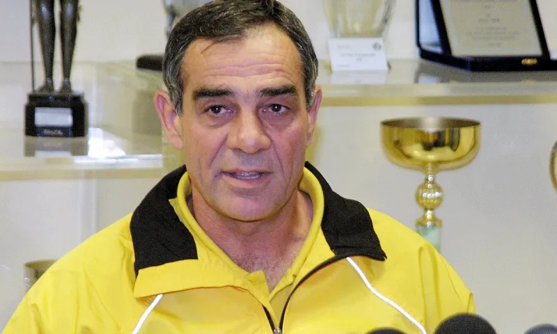 Παντζιαράς: «Ο Άρης έχασε από τον ΠΑΟΚ εξαιτίας των διαιτητών και μόνο»