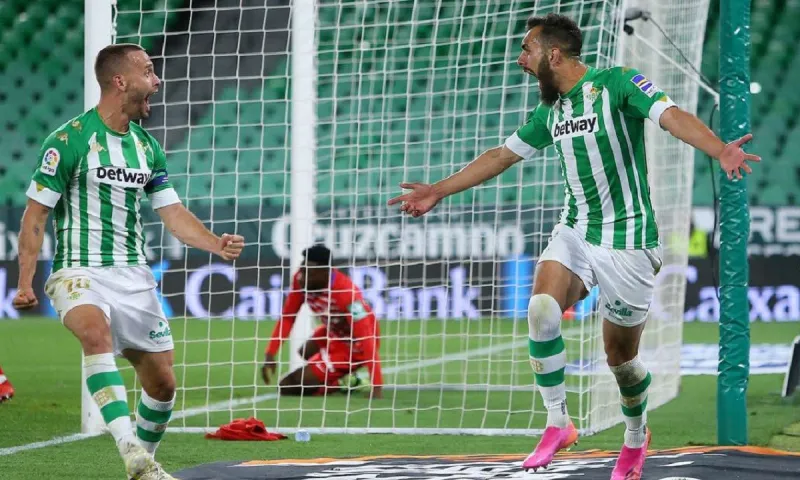 Μπέτις - Γρανάδα 2-1: Νίκησε και φουλάρει για Ευρώπη με σούπερ Ιγκλέσιας