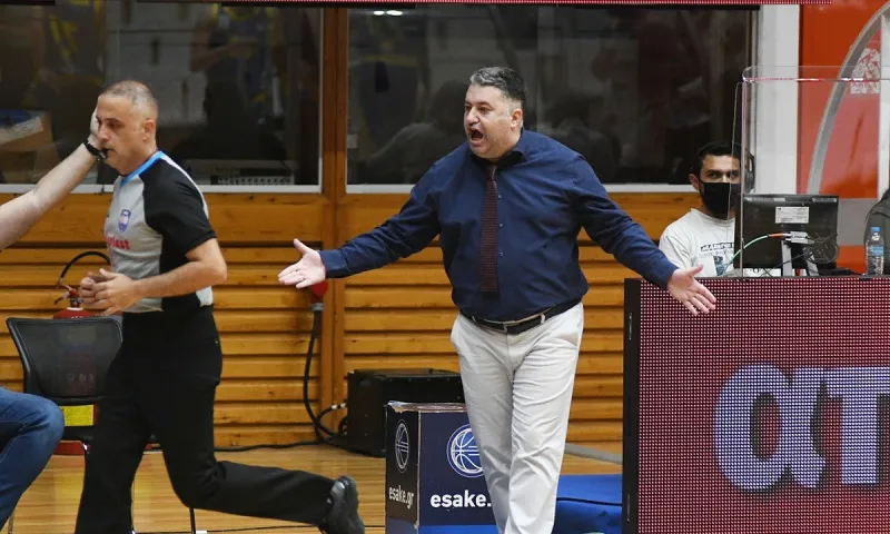 Γιατράς: «Δεν ήταν πνευματικά έτοιμη, αναλαμβάνω την ευθύνη»