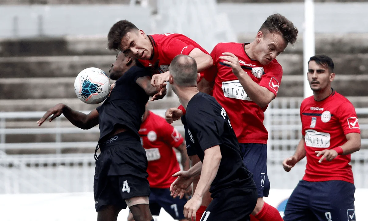 Super League 2: Σαν να μην έγινε ποτέ. Τρίκαλα, Καραϊσκάκης, Δόξα παλεύουν να αποφύγουν τον υποβιβασμό!