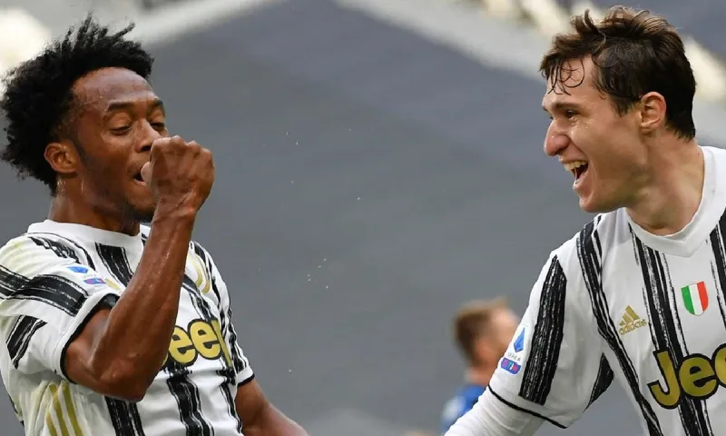 Γιουβέντους - Ίντερ 3-2: Νίκησε με αγχωτικό τρόπο και παραμένει... ζωντανή για τα «αστέρια» (vid)