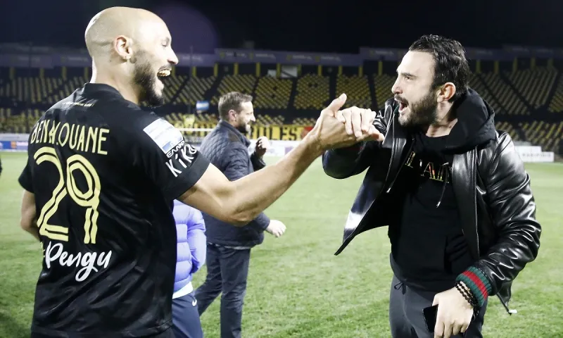 Μπεναλουάν: «Κοιτάξτε το ταμπλό»