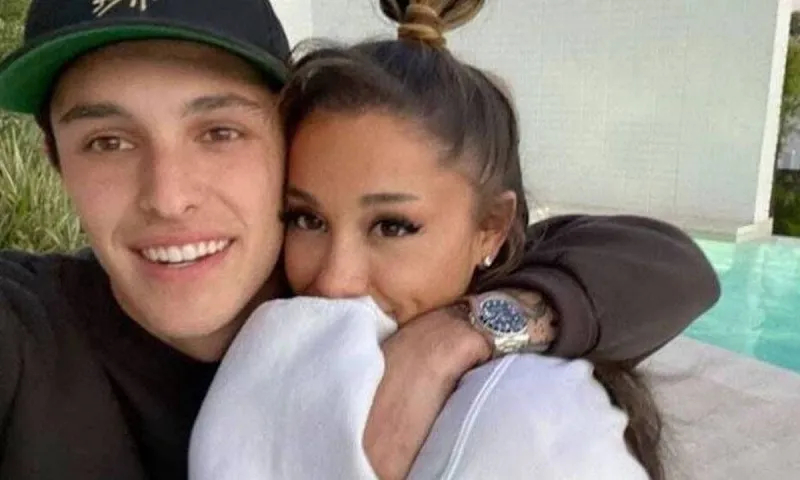 Ariana Grande - Dalton Gomez: Ο γάμος στα κρυφά και οι καλεσμένοι!