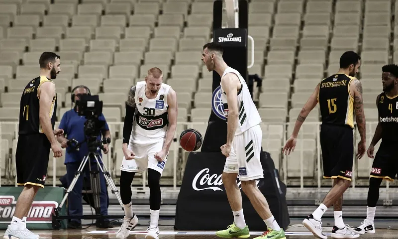 Παναθηναϊκός- ΑΕΚ 78-72: Ντέρμπι με τα όλα του