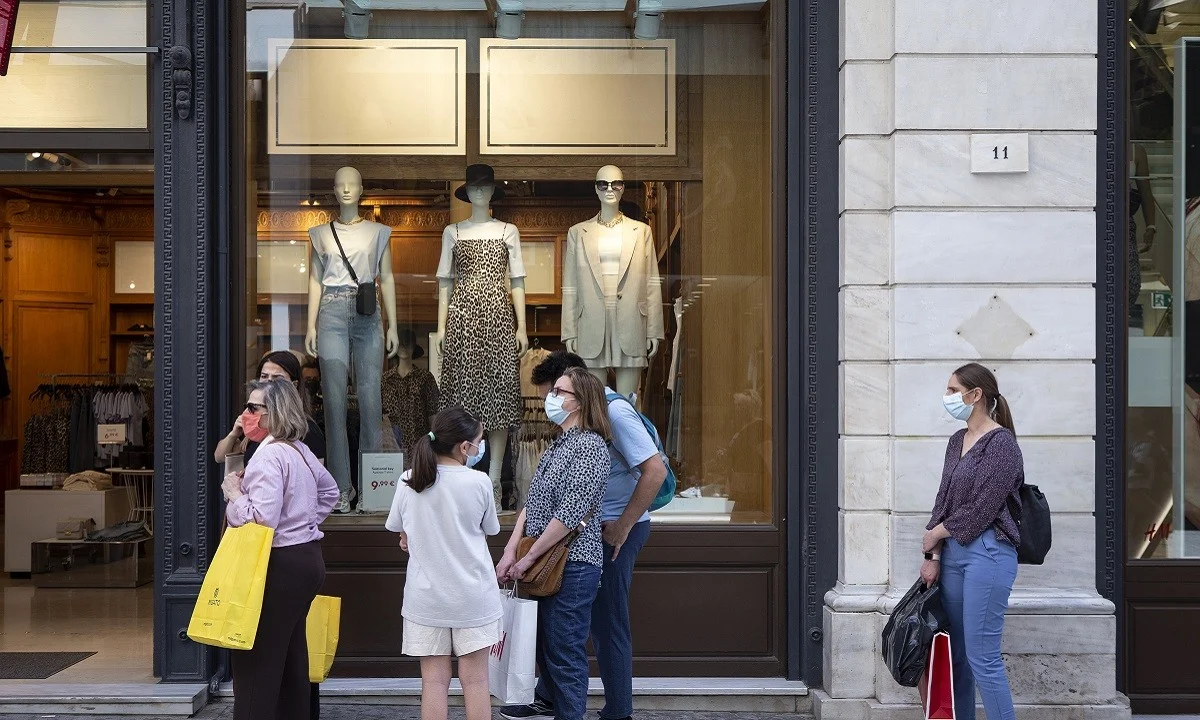 Ανοιχτά τα καταστήματα την Κυριακή 23/5 - Πώς θα λειτουργήσουν