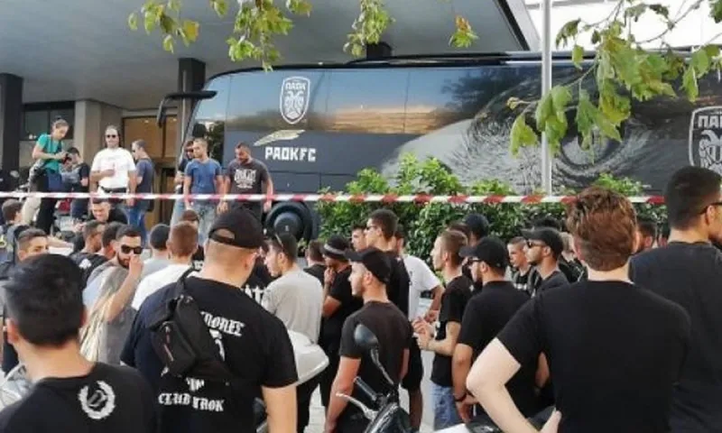 ΠΑΟΚ: Πανζουρλισμός και στο Μακεδονία Παλλάς (vid)