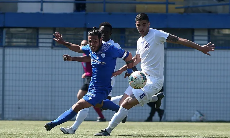 Football League: «Τρένο» η Καλλιθέα που ανέβηκε στη 2η θέση - Γκέλα για τη Βέροια