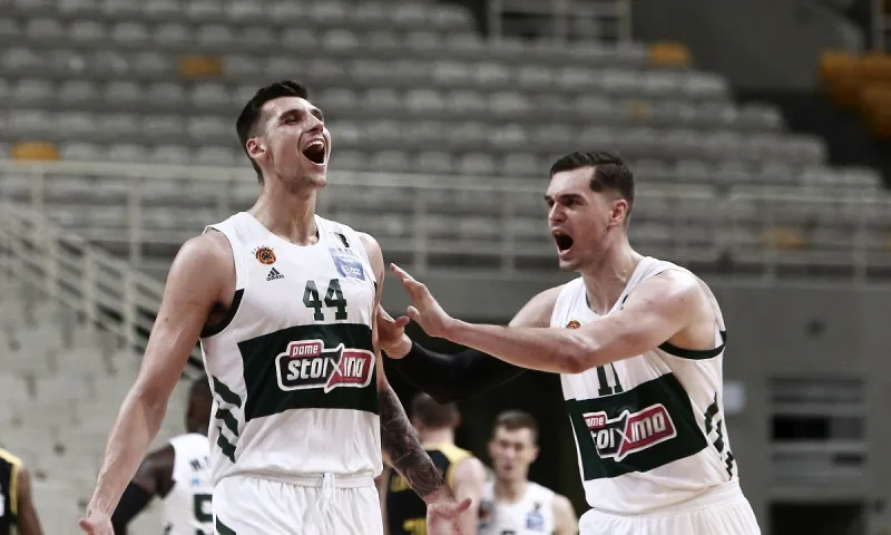 Παναθηναϊκός- ΑΕΚ 94-83:  Μήτογλου- Χεζόνια και 2-1
