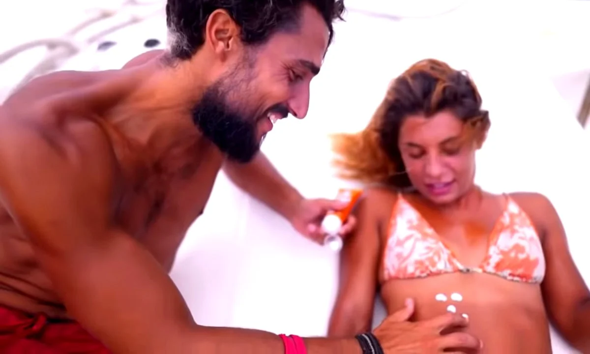 Survivor highlights 24/5: Ο Σάκης τους... γλεντάει στον στίβο μάχης - «Καυτό» πάρτι με Μαριαλένα στο καταμαράν (vids)