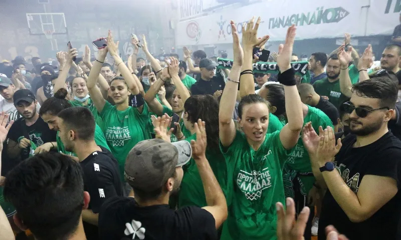 Παναθηναϊκός: Οι πανηγυρισμοί στη Λεωφόρο (pics)