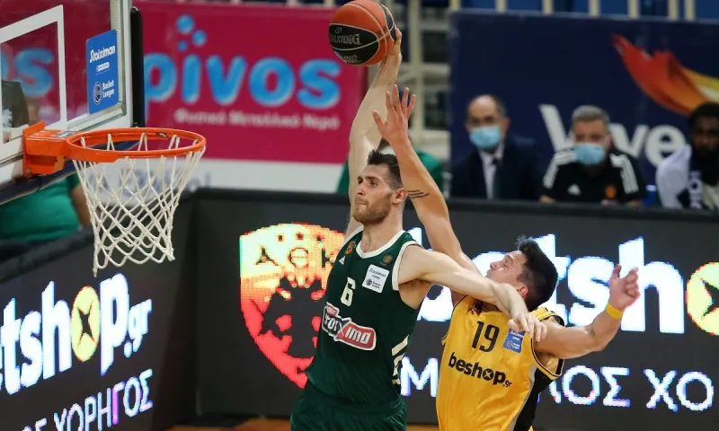 Παπαγιάννης: Ξεπέρασε τα 500 ριμπάουντ στην Basket League