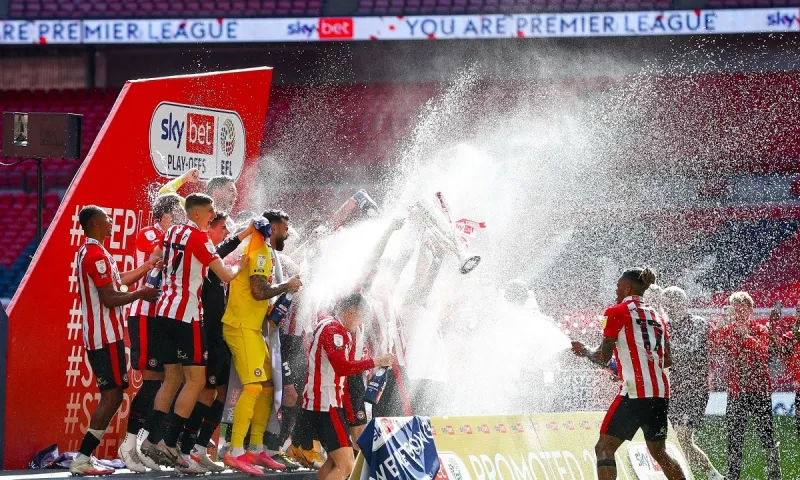 Μπρέντφορντ: Στα «σαλόνια» της Premier League μετά από 74 χρόνια
