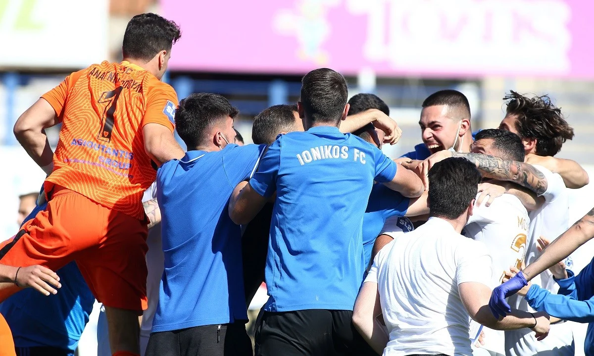 Ιωνικός: Αυτούς θέλει (εν αρχή)…