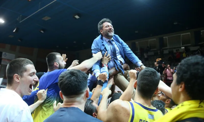 Χρήστος Σερέλης: Σαν προπονητής σε κολεγιακή ομάδα