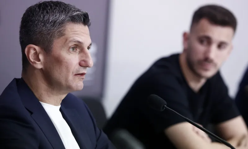 Λουτσέσκου: «Θα ανανεώσει ο Ελ Καντουρί - Ο Μπίσεσβαρ είναι φανταστικός παίκτης»