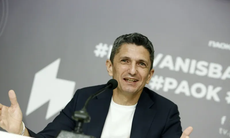 Λουτσέσκου: Αποκαλύψεις για μεταγραφές, στόχους και ανανεώσεις
