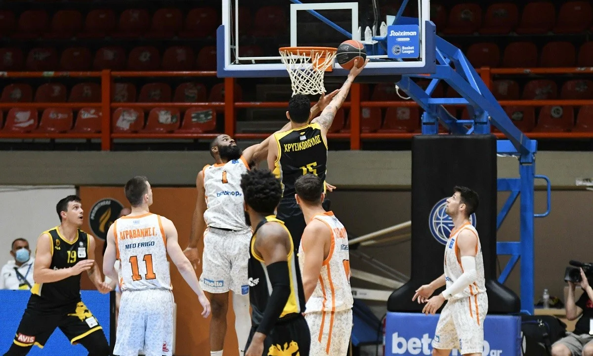 Προμηθέας- ΑΕΚ 80-81: Προβάδισμα για την 3η θέση.