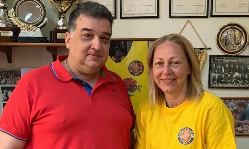 Τρομερή κίνηση: Η Δάφνη προσέλαβε γυναίκα προπονήτρια στο αντρικό!