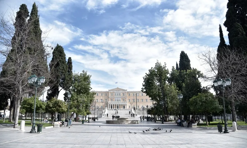 Κορονοϊός - Ελλάδα: 781 κρούσματα, 24 θάνατοι, 376 διασωληνωμένοι