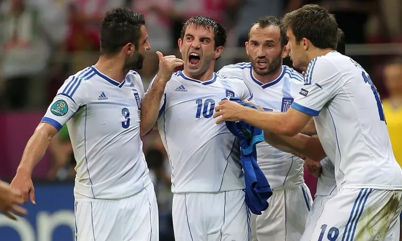 Euro 2012: Ο Καραγκούνης στέλνει την Ελλάδας στους «8»