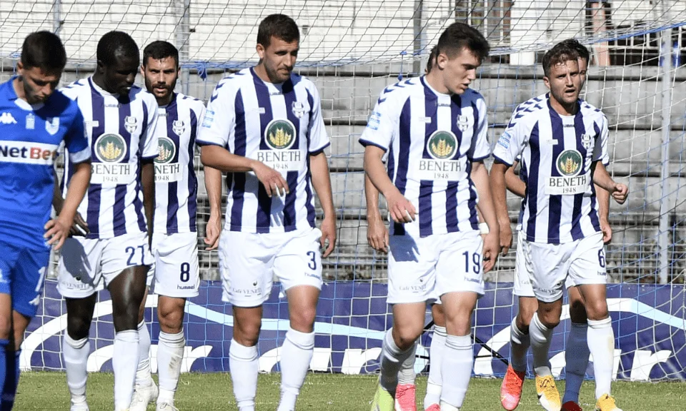 Απόλλων Σμύρνης: Αποχαιρέτησε 15, υποδέχεται Τουτουαρίμα!