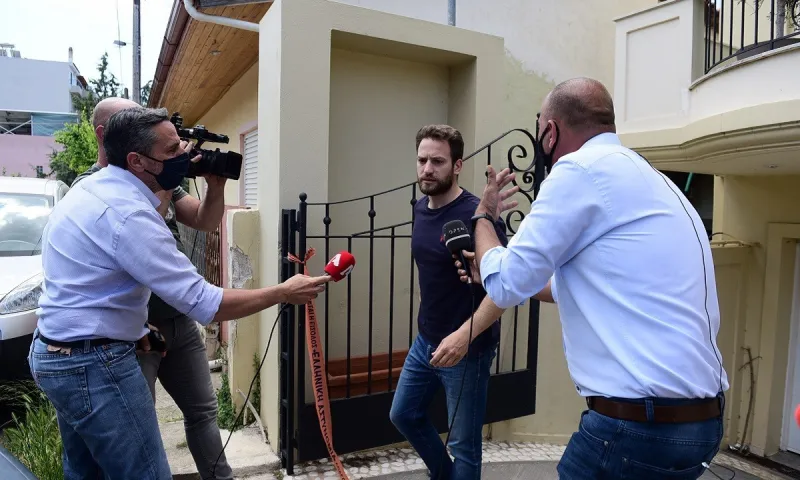 Έγκλημα στα Γλυκά Νερά: Η οικογένεια της Καρολάιν αλλάζει φωτογραφία στον τάφο της