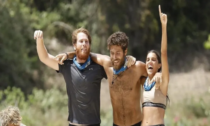 Survivor - Άννα Μαρία Βέλλη: Τα «βάζει» με Αντελίνα και Μαλέσκου για τον Σάκη