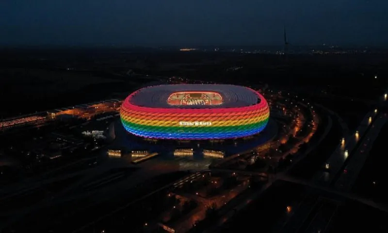 Euro 2020: Η UEFA απαγόρευσε τη φωταγώγηση της «Allianz Arena» στα χρώματα της ΛΟΑΤΚΙ κοινότητας