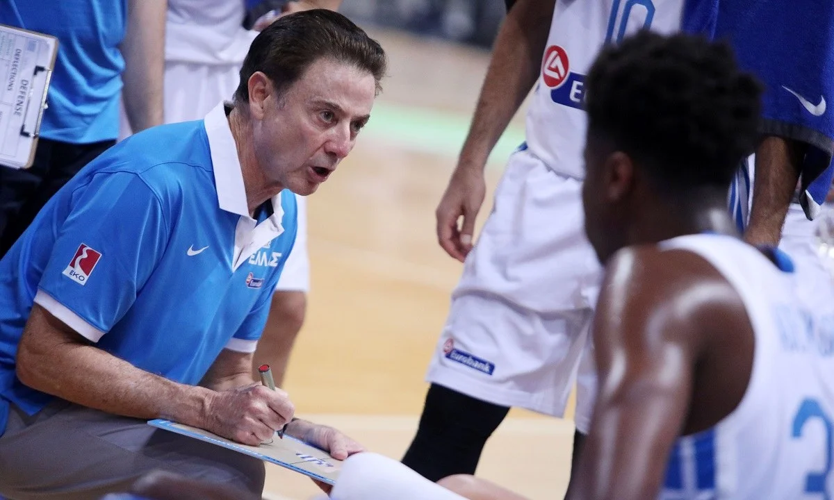 Πιτίνο: «Κοιμάμαι ήσυχος, γιατί όλοι οι παίκτες δίνουν το 100%»