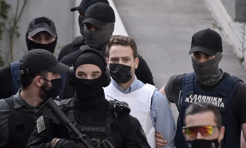 Έγκλημα στα Γλυκά Νερά: Θέλει την επιμέλεια της μικρής Λυδίας και η οικογένεια του πιλότου