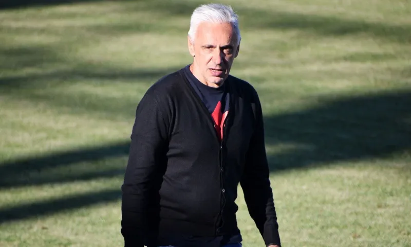 Αιγάλεω: Οι πιθανότητες παραμονής του Χαραλαμπίδη