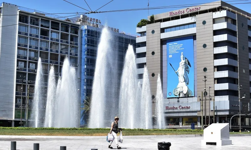 Καιρός: «Κόκκινο» Σάββατο από τον καύσωνα - Καμίνι όλη η Ελλάδα