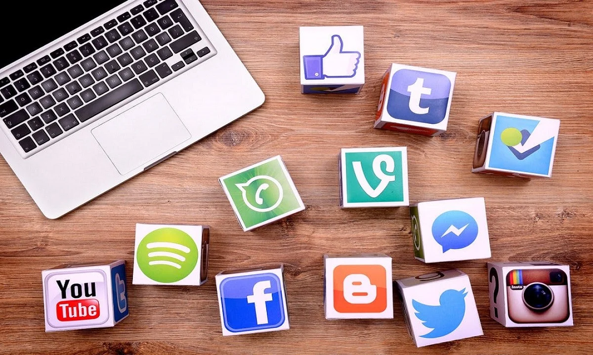 Social media: Το ανώνυμο επιθετικό προφίλ είναι δειλό στην πραγματικότητα