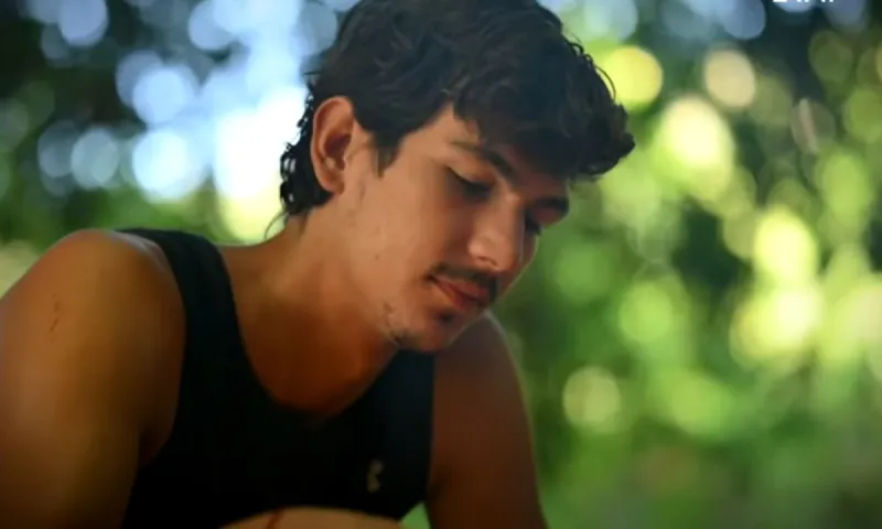 Survivor: Πρώην παίκτης του ριάλιτι βρήκε σάντουιτς με μυρμηγκιά και το έφαγε