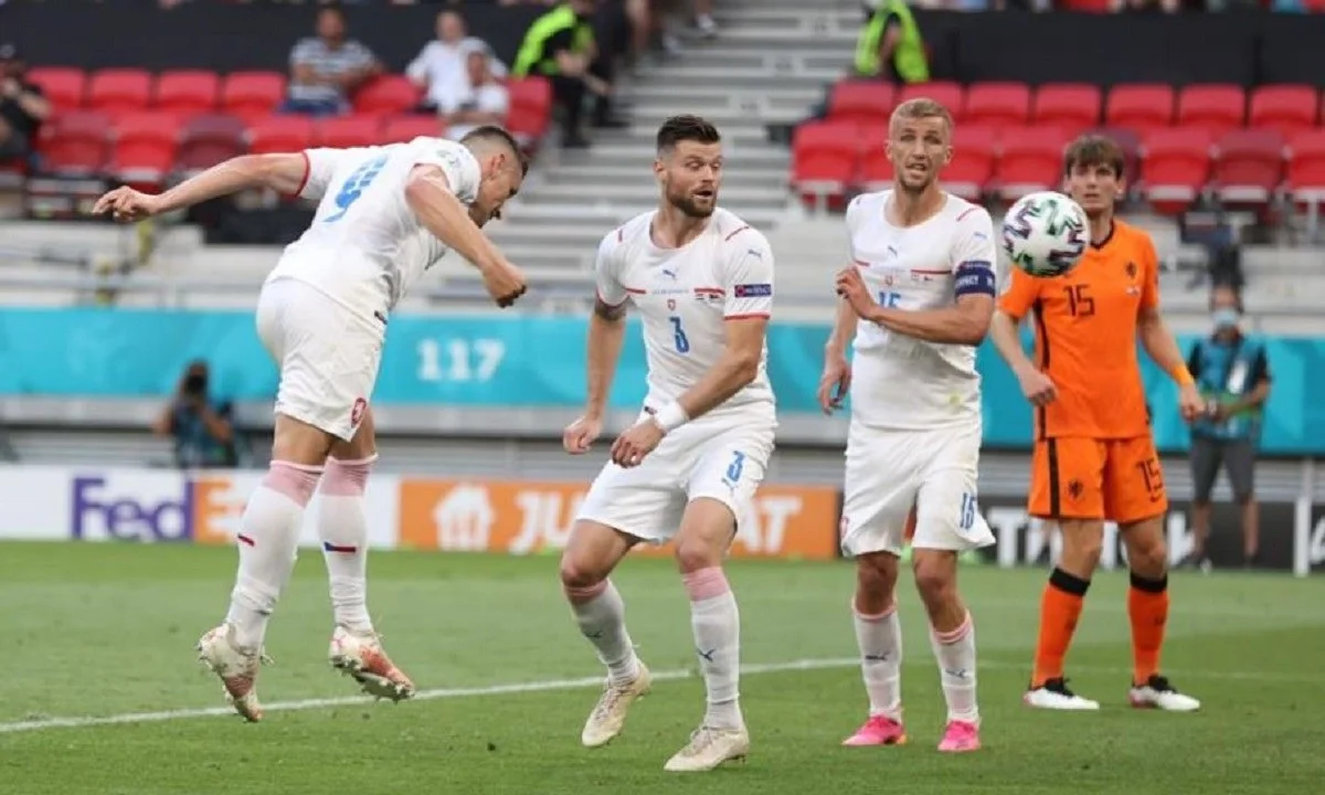 Euro 2020 - Ολλανδία - Τσεχία: 0-1, ο Χόλες ανοίγει το σκορ (vid)