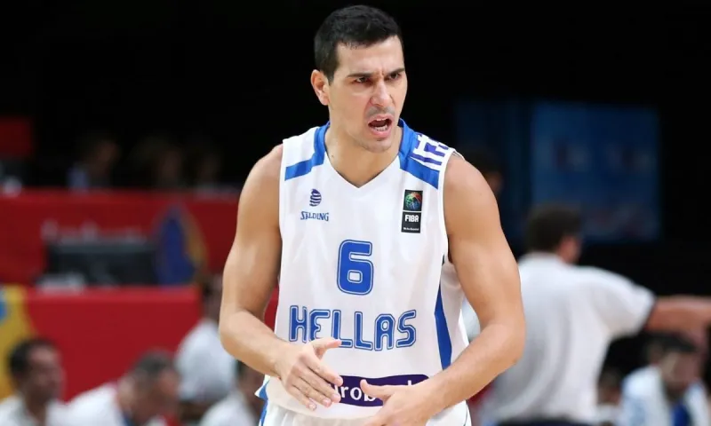 Νίκος Ζήσης: Ανακοίνωσε την απόσυρση του από την ενεργό δράση!